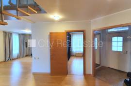 Detached house for rent in Riga district, 235.00m2 Detached house for rent in Riga district, 235.00m2