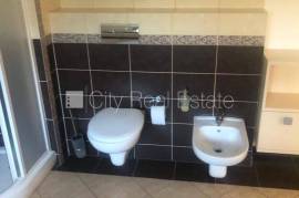 Detached house for sale in Jurmala, 230.00m2