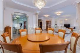 Detached house for sale in Riga district, 607.00m2