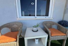 listing listing