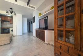 listing listing