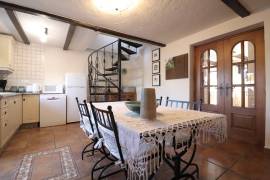 listing listing
