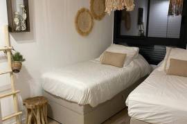 listing listing