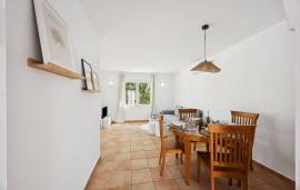 listing listing