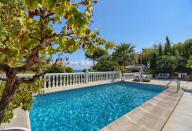 listing listing