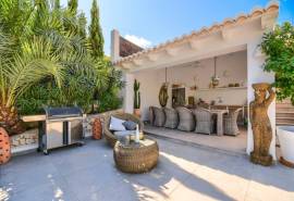 listing listing