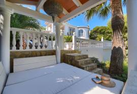 listing listing
