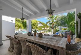 listing listing