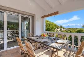 listing listing