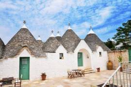 Luxury Trulli and Lamie Property for Sale (Ostuni)