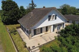 A Beautiful Detached House Between Ruffec and Sauze-Vaussais - €150530 A Beautiful Detached House Between Ruffec and Sauze-Vaussais - €150530