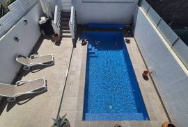 listing listing