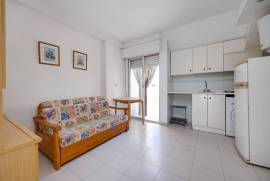 listing listing