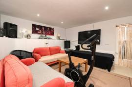 listing listing