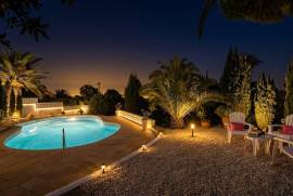 listing listing