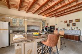 listing listing
