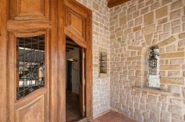 listing listing
