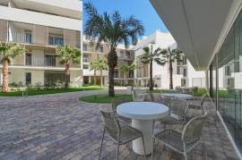 listing listing