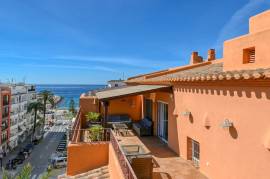 listing listing