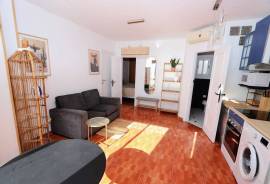 listing listing