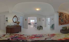 Live in the heart of Armação de Pêra with all the comfort you deserve! Live in the heart of Armação de Pêra with all the comfort you deserve!