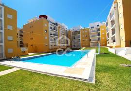Live in the heart of Armação de Pêra with all the comfort you deserve! Live in the heart of Armação de Pêra with all the comfort you deserve!