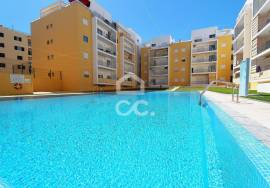 Live in the heart of Armação de Pêra with all the comfort you deserve! Live in the heart of Armação de Pêra with all the comfort you deserve!