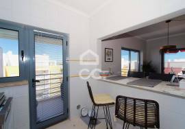 Live in the heart of Armação de Pêra with all the comfort you deserve! Live in the heart of Armação de Pêra with all the comfort you deserve!