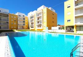 Live in the heart of Armação de Pêra with all the comfort you deserve!