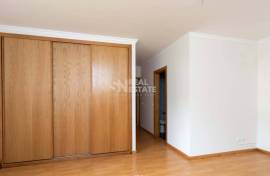 2 Bedroom Apartment | Swimming Pool | Caniço Center | Swimming Pool | Madeira Island 2 Bedroom Apartment | Swimming Pool | Caniço Center | Swimming Pool | Madeira Island