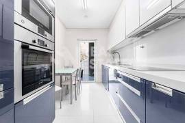Leasehold | 2 Bedroom Apartment | Swimming Pool | Funchal Center | Madeira Island Leasehold | 2 Bedroom Apartment | Swimming Pool | Funchal Center | Madeira Island
