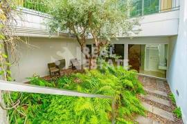 Leasehold | 2 Bedroom Apartment | Swimming Pool | Funchal Center | Madeira Island Leasehold | 2 Bedroom Apartment | Swimming Pool | Funchal Center | Madeira Island
