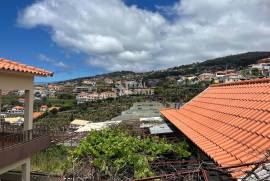 Renovated Villa in Calheta for rent Renovated Villa in Calheta for rent