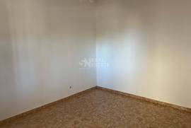 Renovated Villa in Calheta for rent Renovated Villa in Calheta for rent