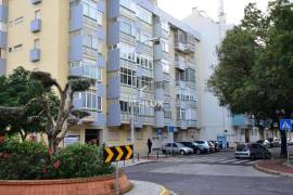 2 bedroom rentals in Oeiras, Figueirinha, near Parque dos Poetas