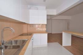 2 bedroom rentals in Oeiras, Figueirinha, near Parque dos Poetas