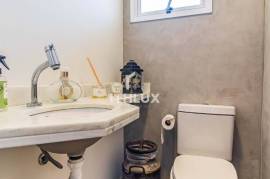 Apartment, For Sale, Semi-furnished, 80m², 2 Suites, 2 Vacancies, Near Encol, Bairro Petrópolis POA/RS Apartment, For Sale, Semi-furnished, 80m², 2 Suites, 2 Vacancies, Near Encol, Bairro Petrópolis POA/RS