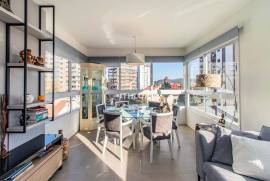 Apartment, For Sale, Semi-furnished, 80m², 2 Suites, 2 Vacancies, Near Encol, Bairro Petrópolis POA/RS Apartment, For Sale, Semi-furnished, 80m², 2 Suites, 2 Vacancies, Near Encol, Bairro Petrópolis POA/RS