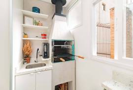 Beautiful apartment fully renovated, 73m², for sale, 3 bedrooms, 1 suite, 1 parking space covered, Rio Branco, POA / RS Beautiful apartment fully renovated, 73m², for sale, 3 bedrooms, 1 suite, 1 parking space covered, Rio Branco, POA / RS