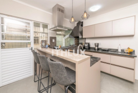 Great Apartment, 78m², For Sale, 2 Bedrooms, 1 Suite with Balcony, 2 Covered Parking Spaces, Petrópolis, POA / RS