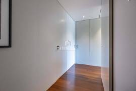 Exclusive 3 Bedroom Duplex Apartment in the Historic Center of Guimarães – Elegance, Comfort and Premium Location Exclusive 3 Bedroom Duplex Apartment in the Historic Center of Guimarães – Elegance, Comfort and Premium Location
