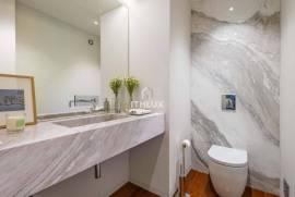 Exclusive 3 Bedroom Duplex Apartment in the Historic Center of Guimarães – Elegance, Comfort and Premium Location Exclusive 3 Bedroom Duplex Apartment in the Historic Center of Guimarães – Elegance, Comfort and Premium Location