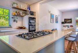 Detached 3 or 4 bedroom villa for sale - on 3,500 m2 garden plot near Moncarapacho, Algarve Detached 3 or 4 bedroom villa for sale - on 3,500 m2 garden plot near Moncarapacho, Algarve