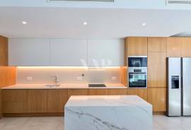 Contemporary 3 bedroom villa in CENTRAL in Vilamoura Contemporary 3 bedroom villa in CENTRAL in Vilamoura