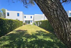 Contemporary 3 bedroom villa in CENTRAL in Vilamoura Contemporary 3 bedroom villa in CENTRAL in Vilamoura