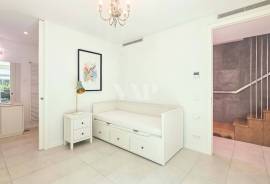 Contemporary 3 bedroom villa in CENTRAL in Vilamoura Contemporary 3 bedroom villa in CENTRAL in Vilamoura