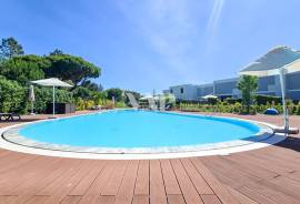 Contemporary 3 bedroom villa in CENTRAL in Vilamoura Contemporary 3 bedroom villa in CENTRAL in Vilamoura