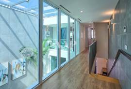 Contemporary 3 bedroom villa in CENTRAL in Vilamoura Contemporary 3 bedroom villa in CENTRAL in Vilamoura