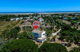 Ria Formosa 3 Bed Mediterranean Villa with Mature Garden near Tavira
