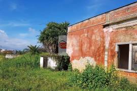 Large flat plot whith lots of possibilities Large flat plot whith lots of possibilities